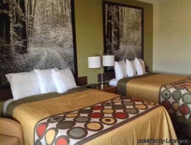 Super 8 By Wyndham Windsor/Madison North Hotel Luaran gambar